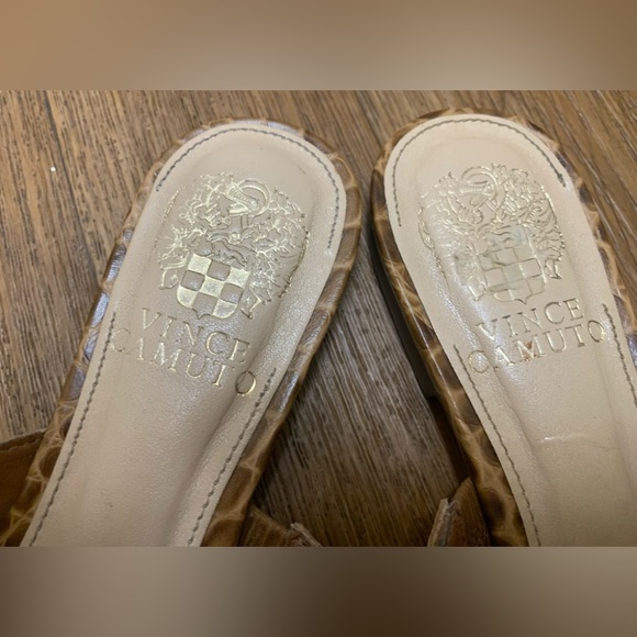 Vince Camuto Lendinna Croco Print Studded Leather Woven Fisherman Mules Size 6.5 - Picture 5 of 9